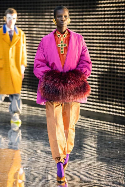 Look 66